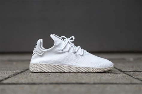 adidas pharrell white.